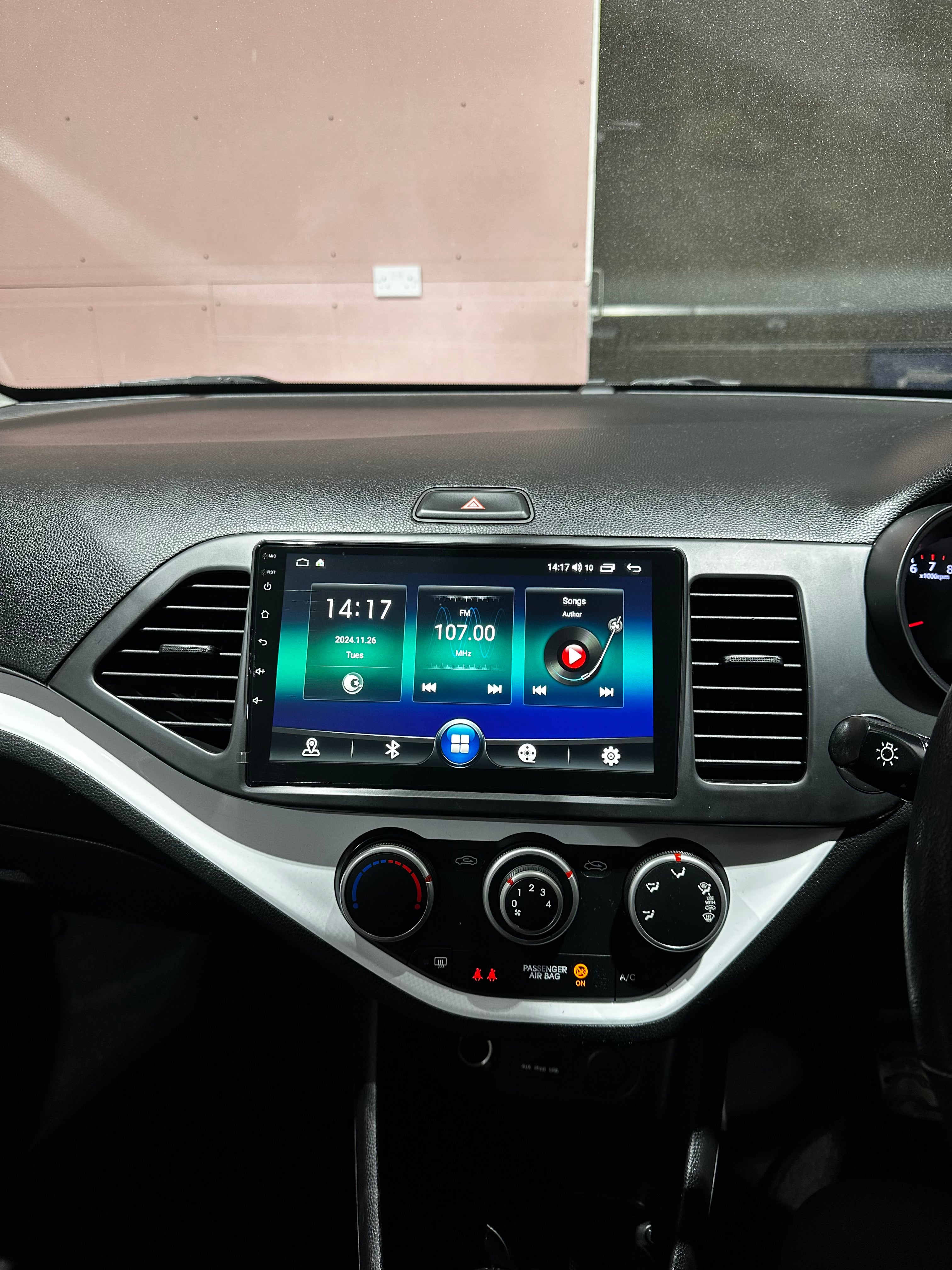 Kia Picanto Apple Carplay / Android Auto 9" Stereo Upgrade