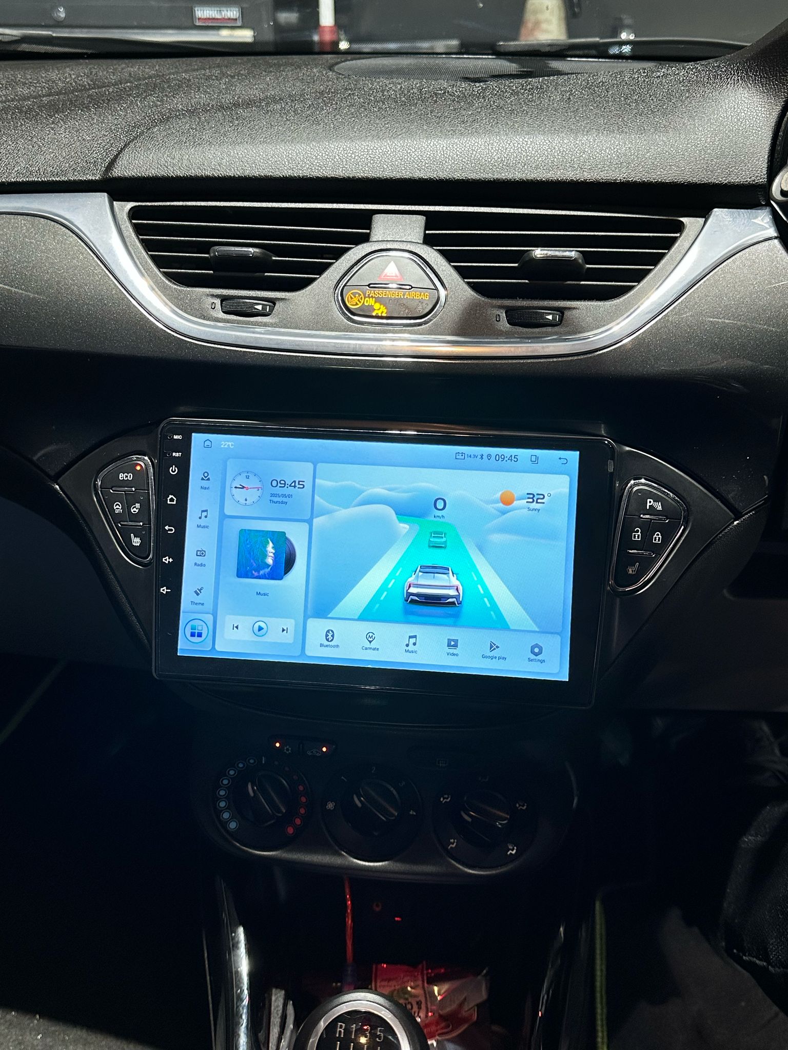 Vauxhall Corsa Apple Carplay / Android Auto 9" Stereo Upgrade