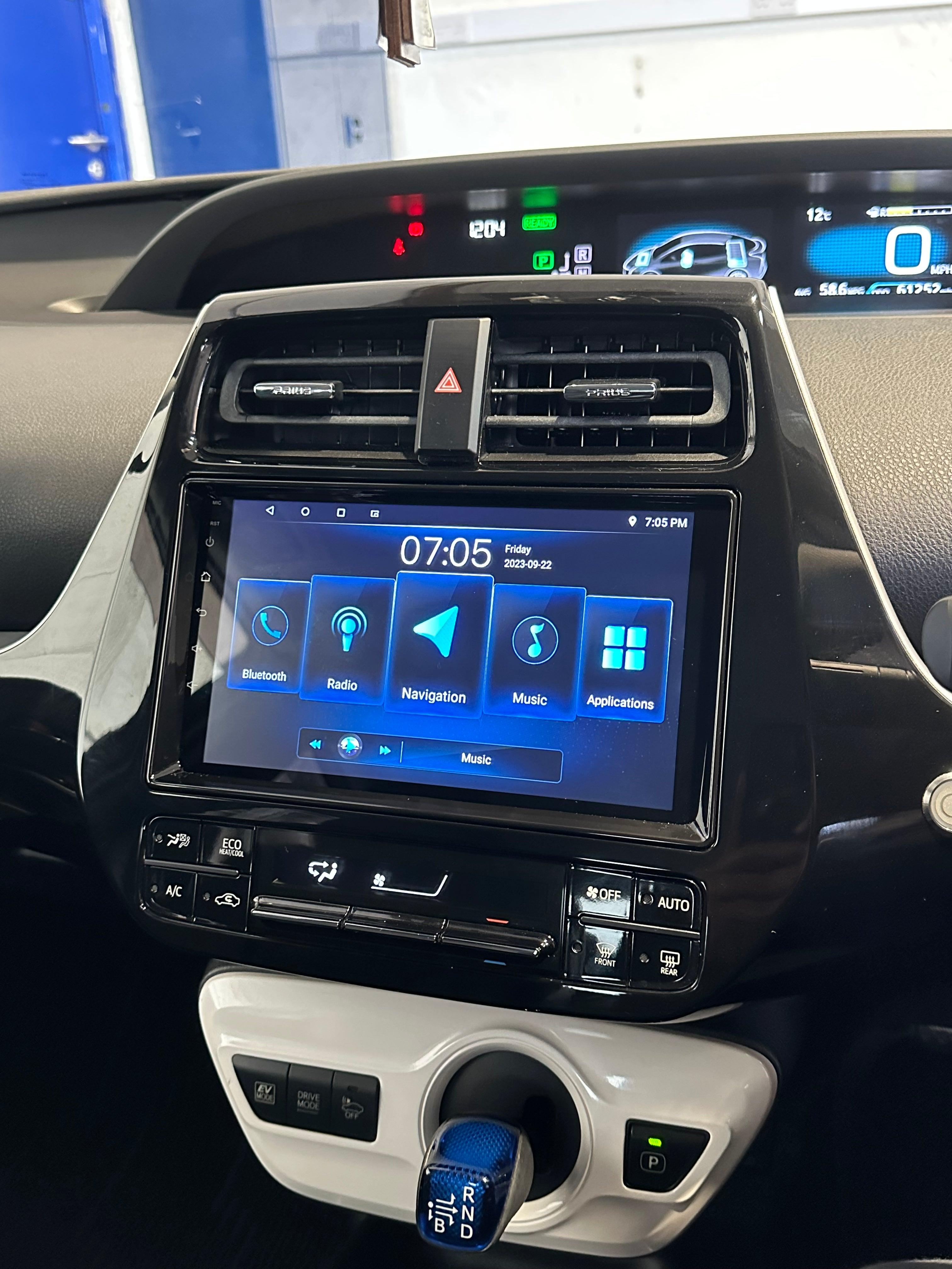 Toyota Prius (2015- 2022) 10" Android Screen Upgrade and Wireless Apple CarPlay 4G - AUTOSTYLE UK